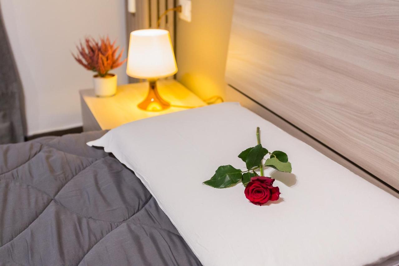 Hh Hermoso Housing Alessandria Ngoại thất bức ảnh